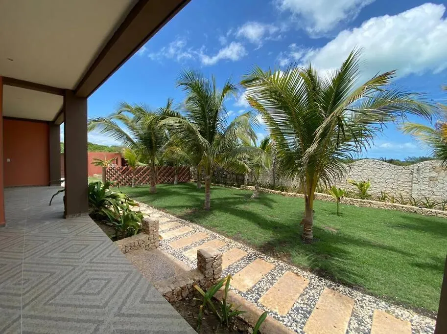 Casa Frente Al Mar Don Cancino Cancun Mexico